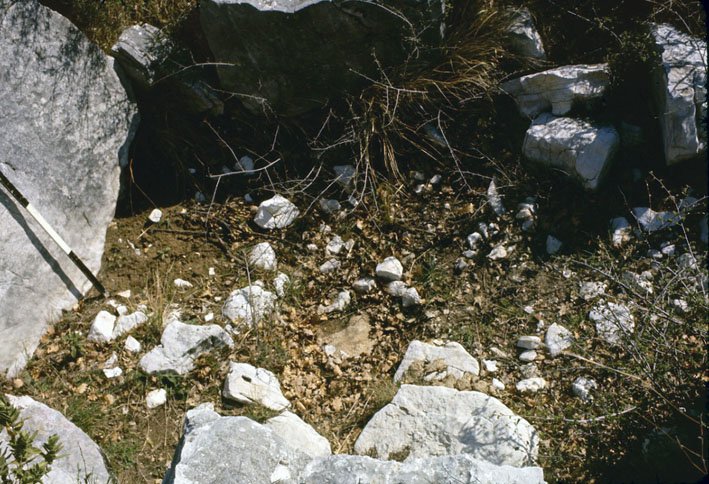 dolmen de cantracier 1974